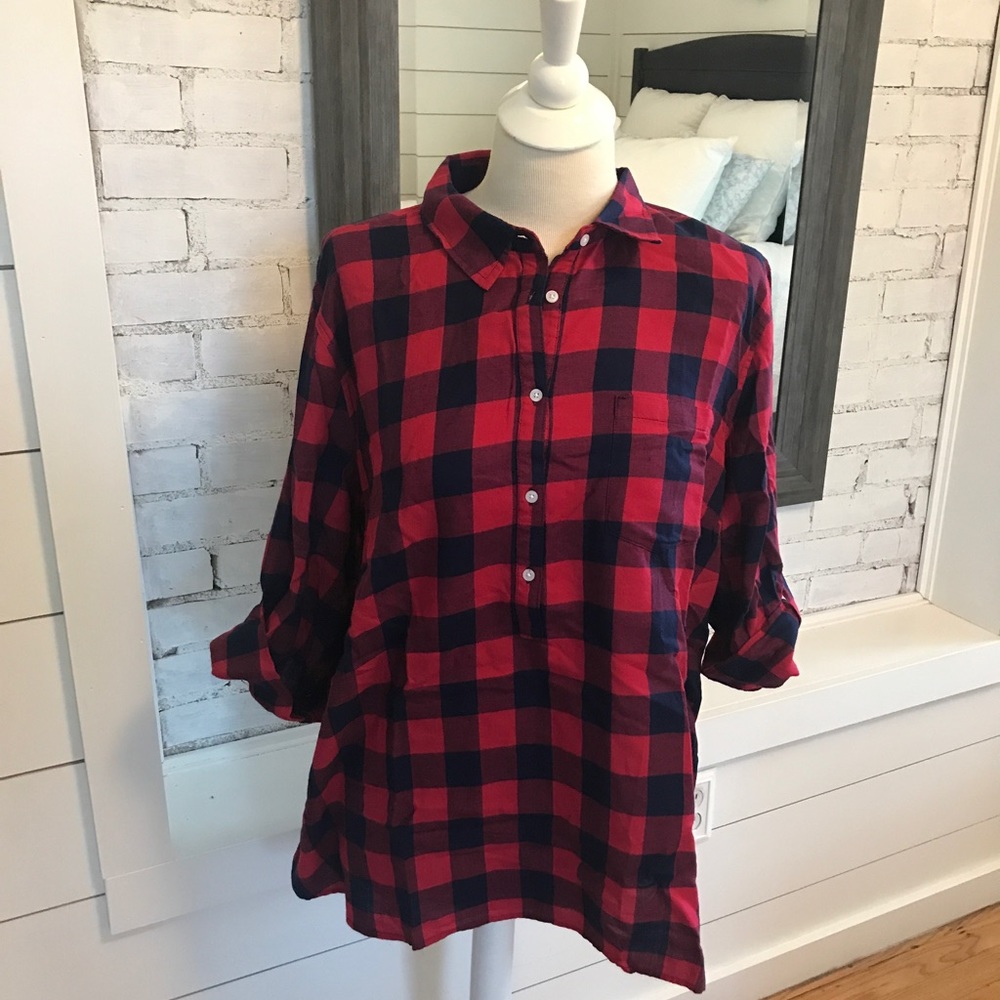 GAP Red and Blue Plaid Women's Top